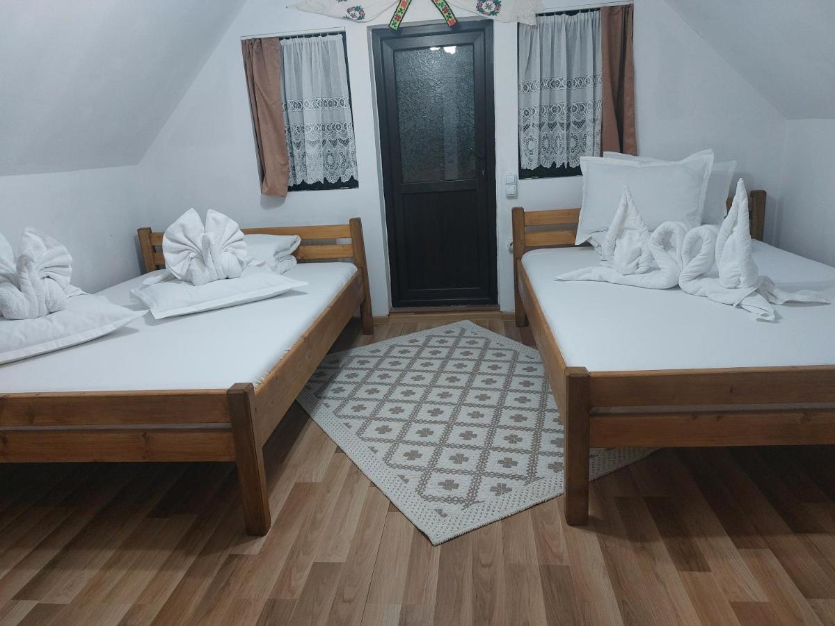 Pensiune Agroturistica "Casa Teodora" Budesti  Luaran gambar