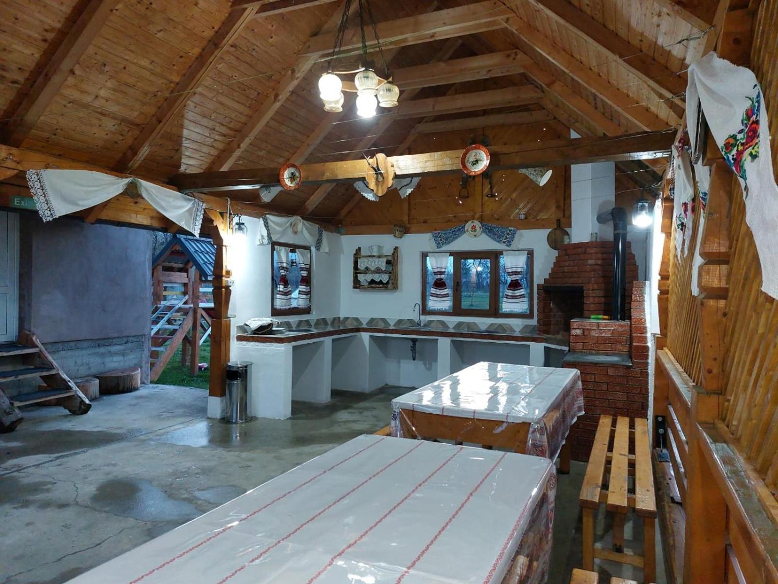 Pensiune Agroturistica "Casa Teodora" Budesti  Luaran gambar