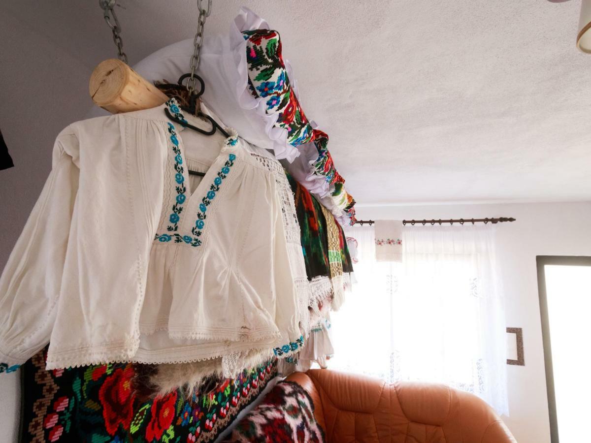Pensiune Agroturistica "Casa Teodora" Budesti  Luaran gambar